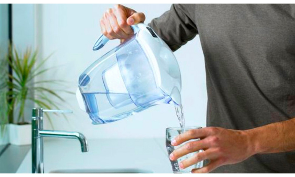 Як вибрати фільтр глечик для очищення води