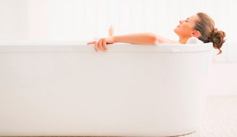Как сделать принятие ванны и душа расслабляющим?  